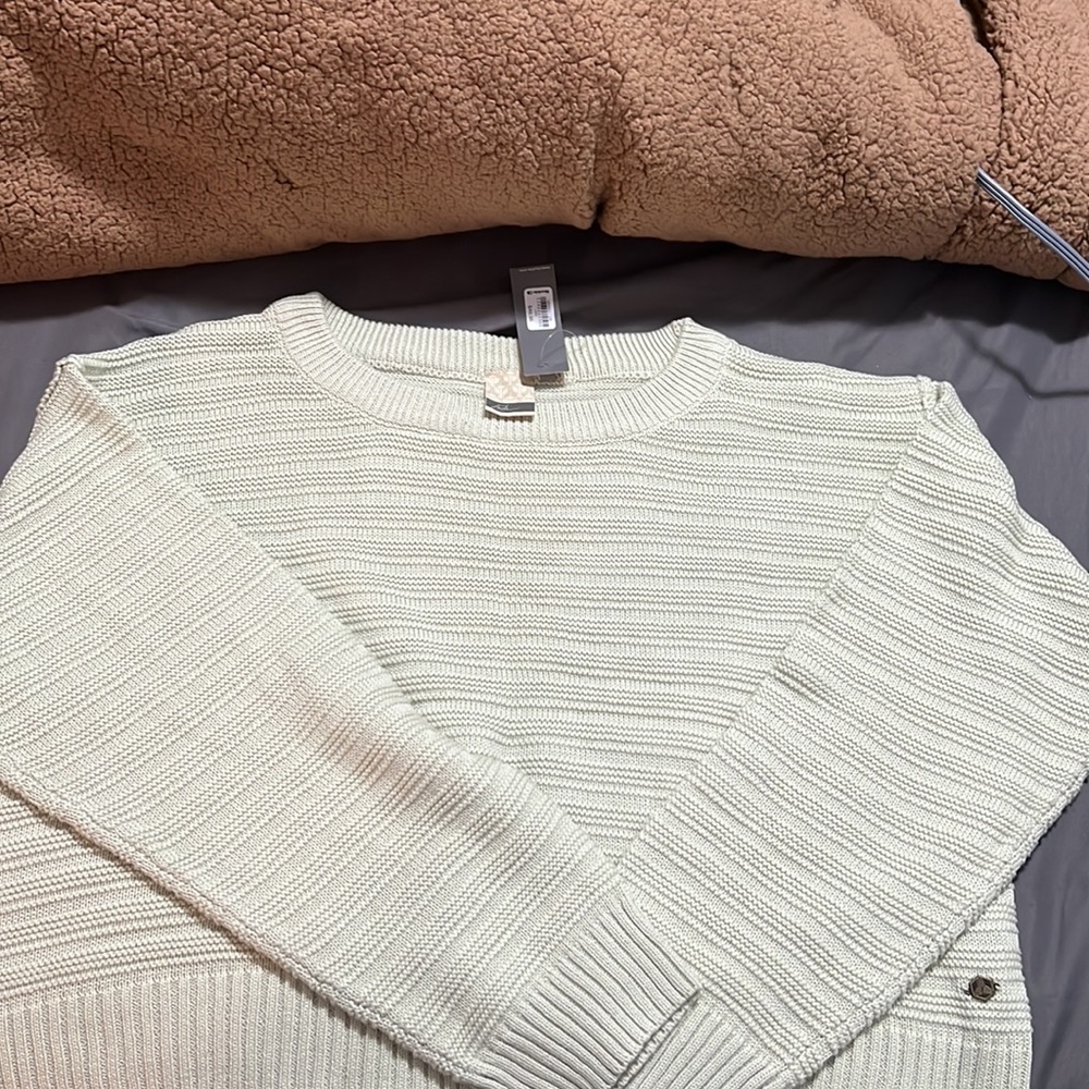 Matching Set from Buckle - Picture 5 of 11